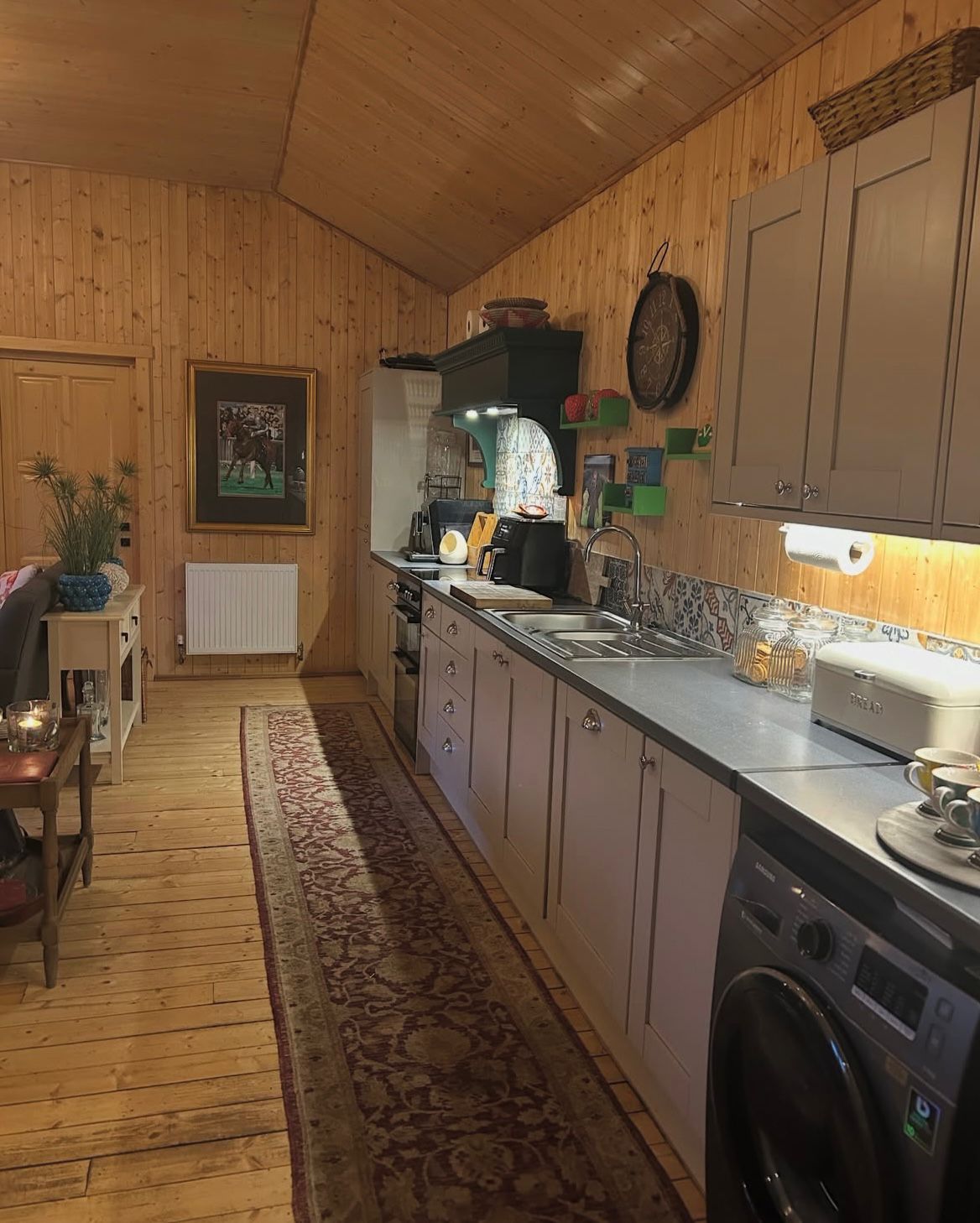 Richard Hughes Racing racehorse ownership UK and horse trainer (26)