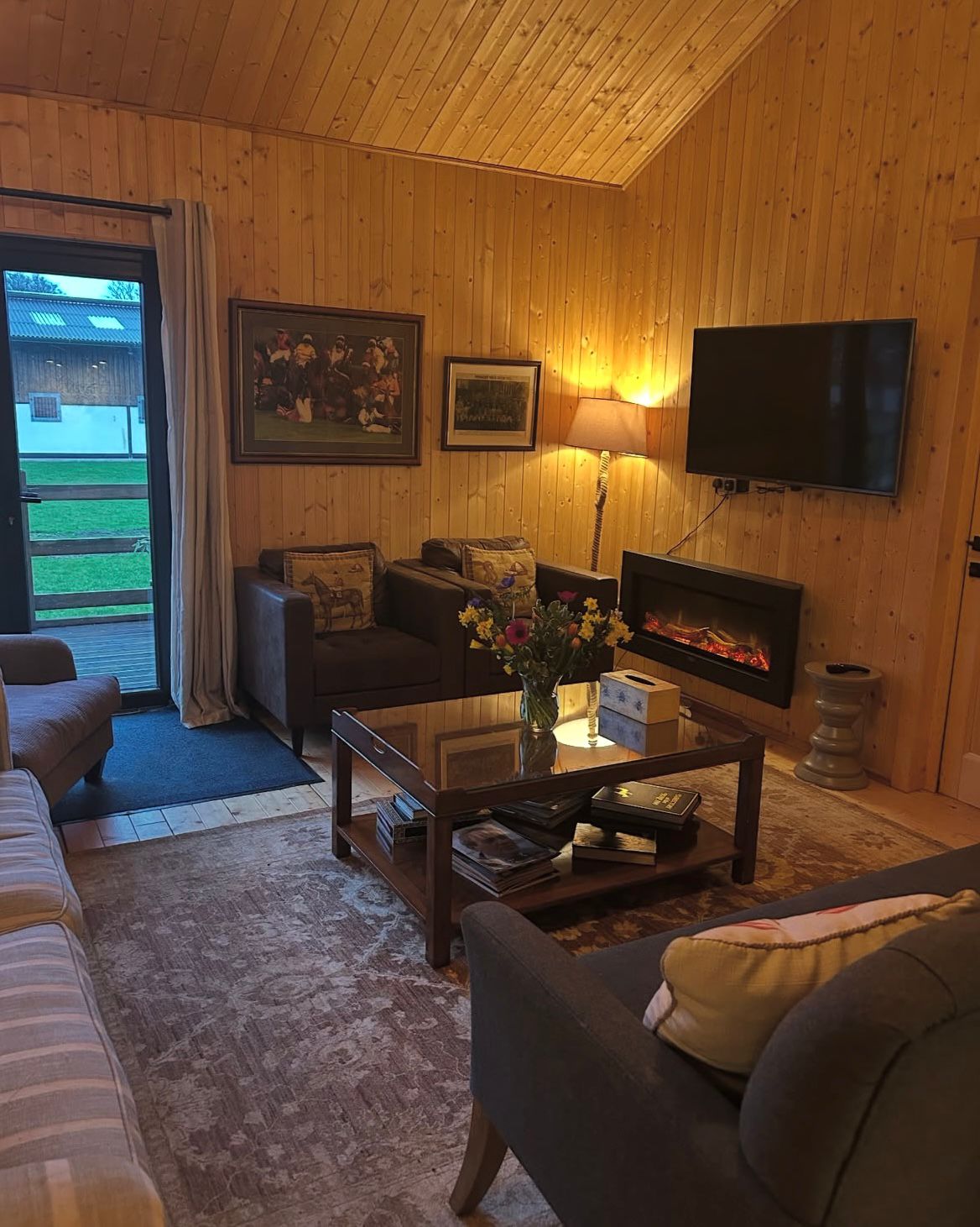 Richard Hughes Racing racehorse ownership UK and horse trainer (27)